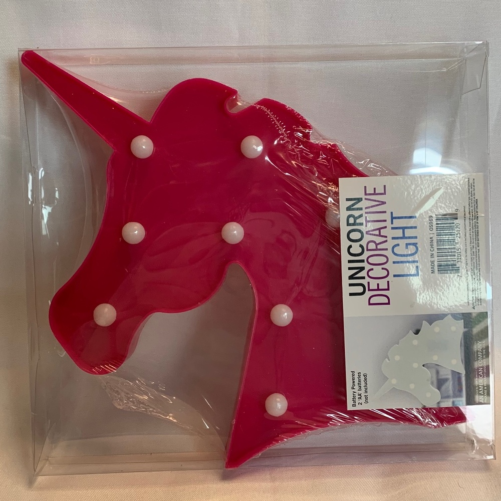 NIB! Pink Cordless Light Up Unicorn Home Decor Bedroom Decor!